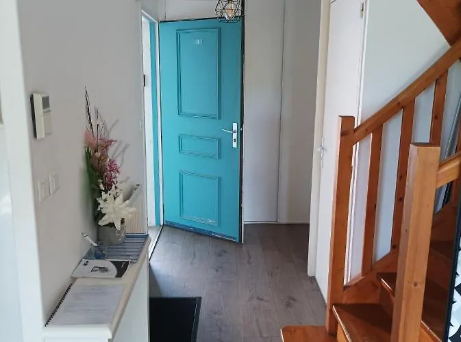 Maison De Vacance Mi Ville, Mi Campagne 펜션